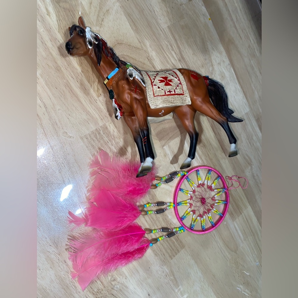Dreamers Brown Horse Figurine with Pink Dreamcatcher